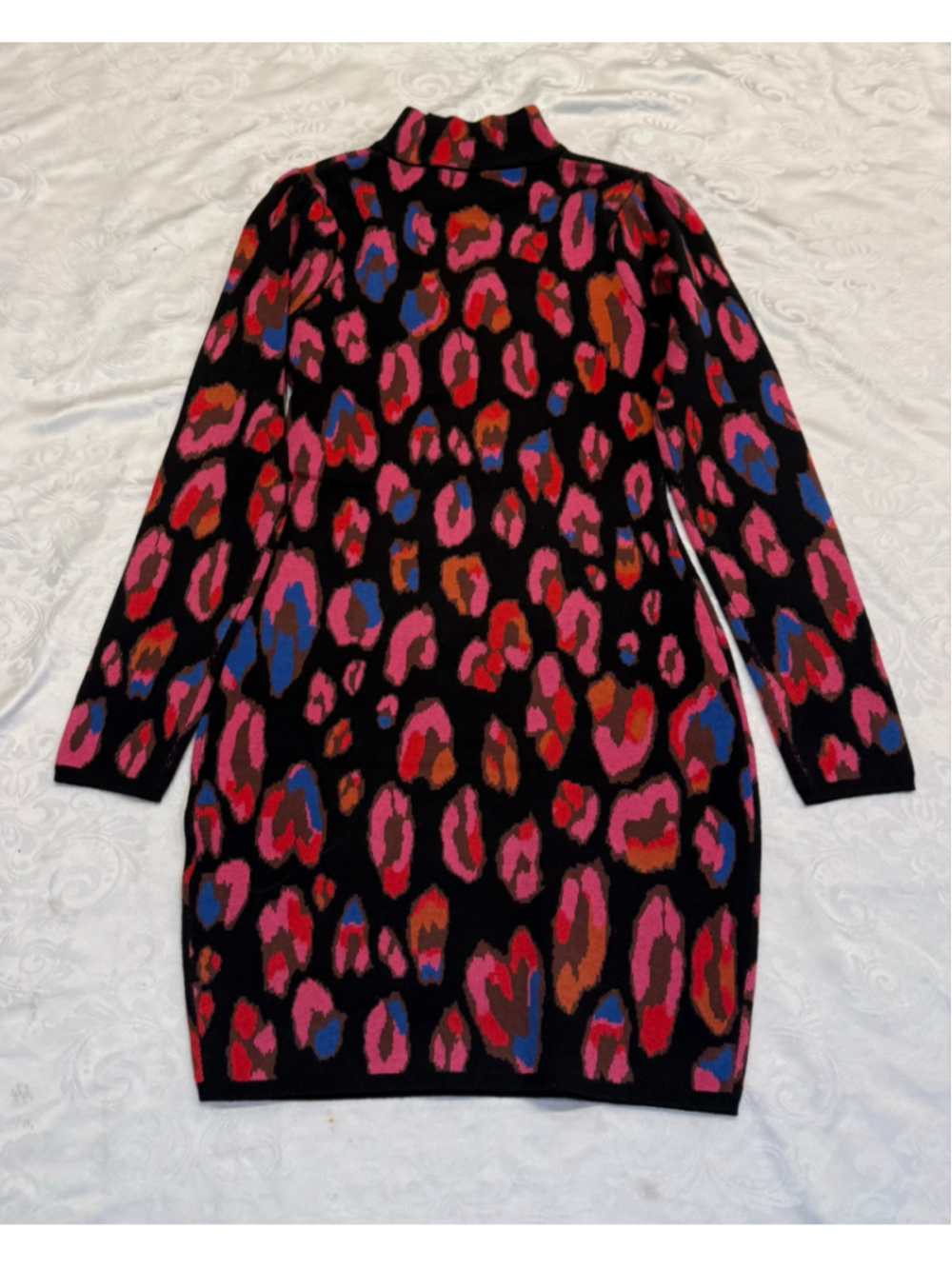 Farm Rio Iridescent Leopards Cut Out Knit Mini Dress NWT Size Medium - Picture 4 of 7